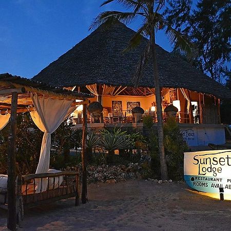 Sunset Beach Resort Ватаму Екстер'єр фото