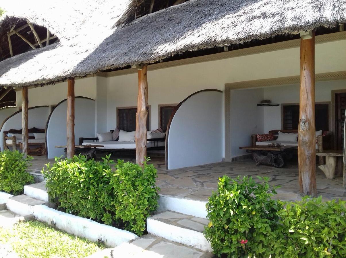 Sunset Beach Resort Ватаму Екстер'єр фото
