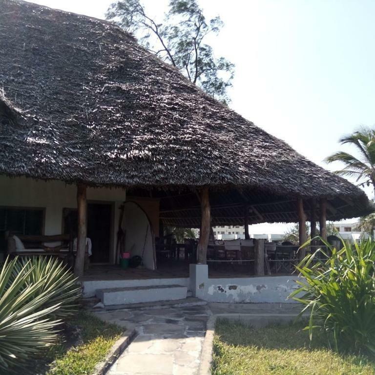 Sunset Beach Resort Ватаму Екстер'єр фото